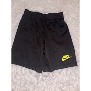 Nike Dri Fit Boys Sz. 7 Classic Black Mesh Shorts. Grt. Shape